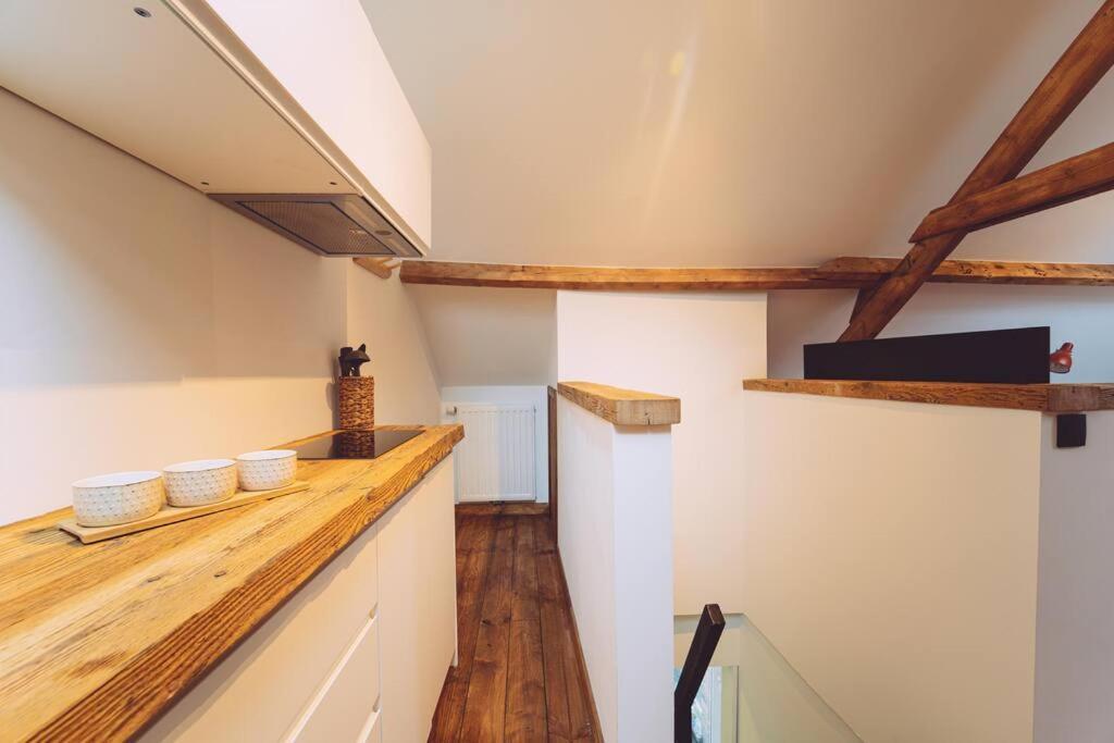 La Cabane - Bain & Bulle Mons Luaran gambar